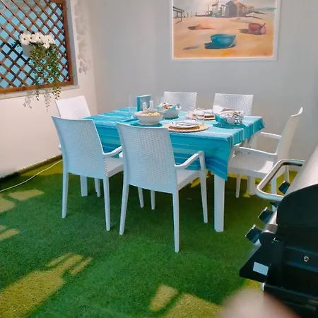 Soleil Con Piscina E Campo Da Tennis Condominiale וילסימיוס