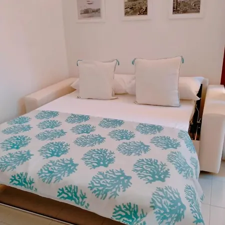 בית נופש Soleil Con Piscina E Campo Da Tennis Condominiale *