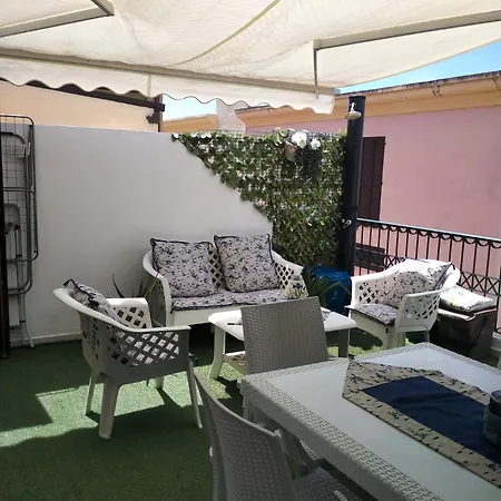 Con Piscina E Campo Da Tennis Condominiale Casa vacanze