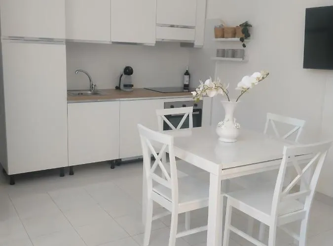 Soleil Con Piscina E Campo Da Tennis Condominiale Дом отдыха Вилласимиус