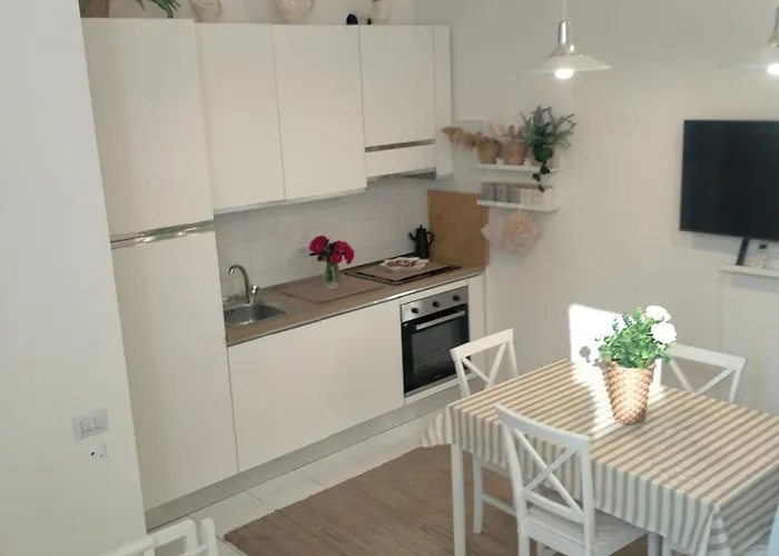 Дом отдыха Soleil Con Piscina E Campo Da Tennis Condominiale Вилласимиус