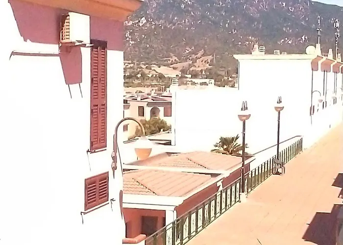 Semesterbostad Soleil Con Piscina E Campo Da Tennis Condominiale Villasimius